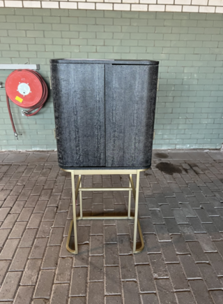 Wijnkast Ava Morgana Slangenleer, Bold Monkey